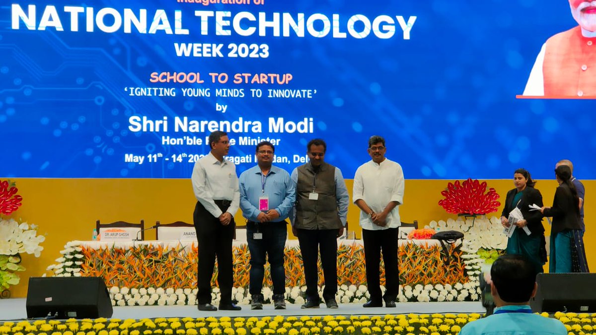 AIC_CCMB's tweet image. @nalamrao57 CEO @AIC_CCMB delivered an inspiring talk on careers in entrepreneurship at the esteemed #NationalTechnologyWeek2023. His insights and expertise illuminated the path for aspiring entrepreneurs. #Entrepreneurship #TechWeek2023