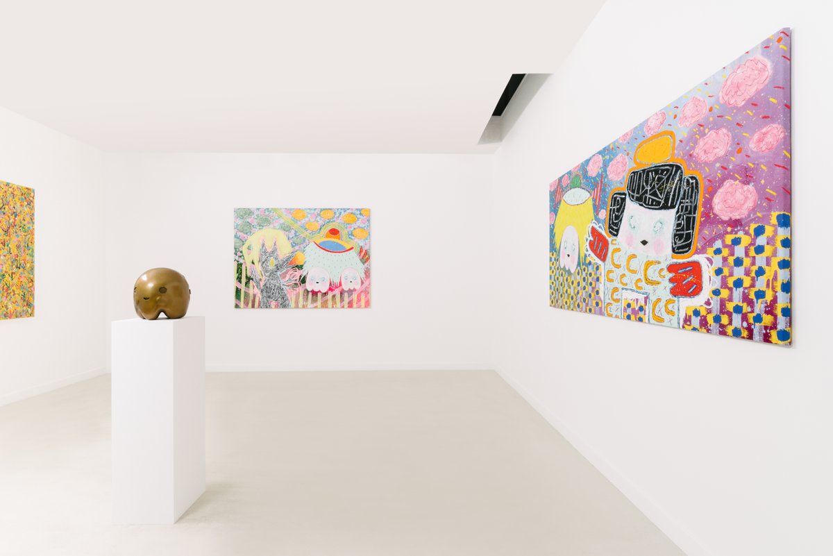 ludovilkmyers's tweet photo. Installation view of Adam Handler and Ludovilk Myers exhibition « When your eyes looked up » at @CohleGallery  🖼️🖼️🖼️🖼️🖼️ The show is on view until may 27th, 7 rue d’argenteuil 75001 Paris ✨✨✨✨✨✨✨✨✨✨✨✨✨✨✨✨✨✨✨✨✨✨
📷  @adrienthibault https://t.co/uWcrDk3kAD
