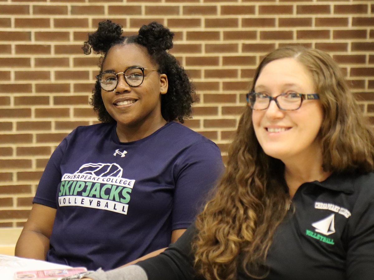 ChesapeakeColl's tweet photo. We celebrated this year's athletes at a recent luncheon. We're #PeakeProud what they accomplished during their seasons! #GoSkipjacks https://t.co/bdN9jwjwx9