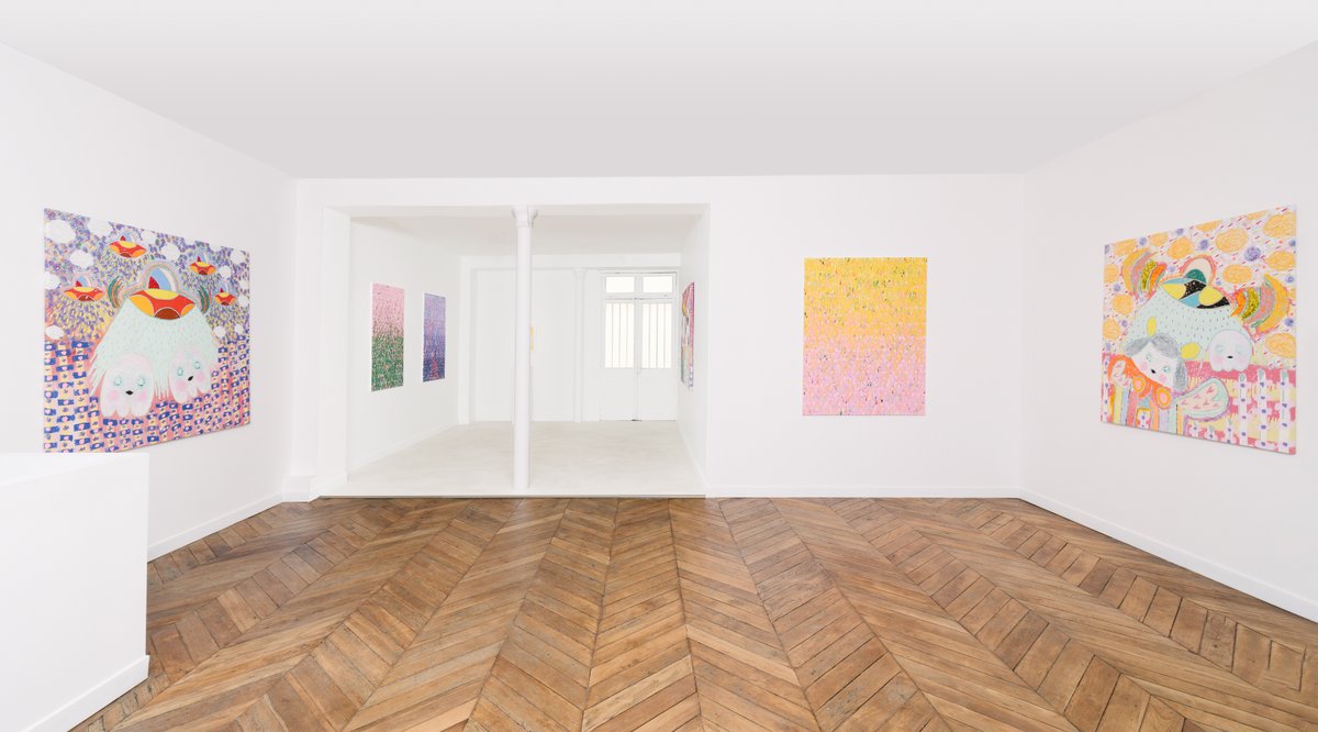 ludovilkmyers's tweet photo. Installation view of Adam Handler and Ludovilk Myers exhibition « When your eyes looked up » at @CohleGallery  🖼️🖼️🖼️🖼️🖼️ The show is on view until may 27th, 7 rue d’argenteuil 75001 Paris ✨✨✨✨✨✨✨✨✨✨✨✨✨✨✨✨✨✨✨✨✨✨
📷  @adrienthibault https://t.co/uWcrDk3kAD
