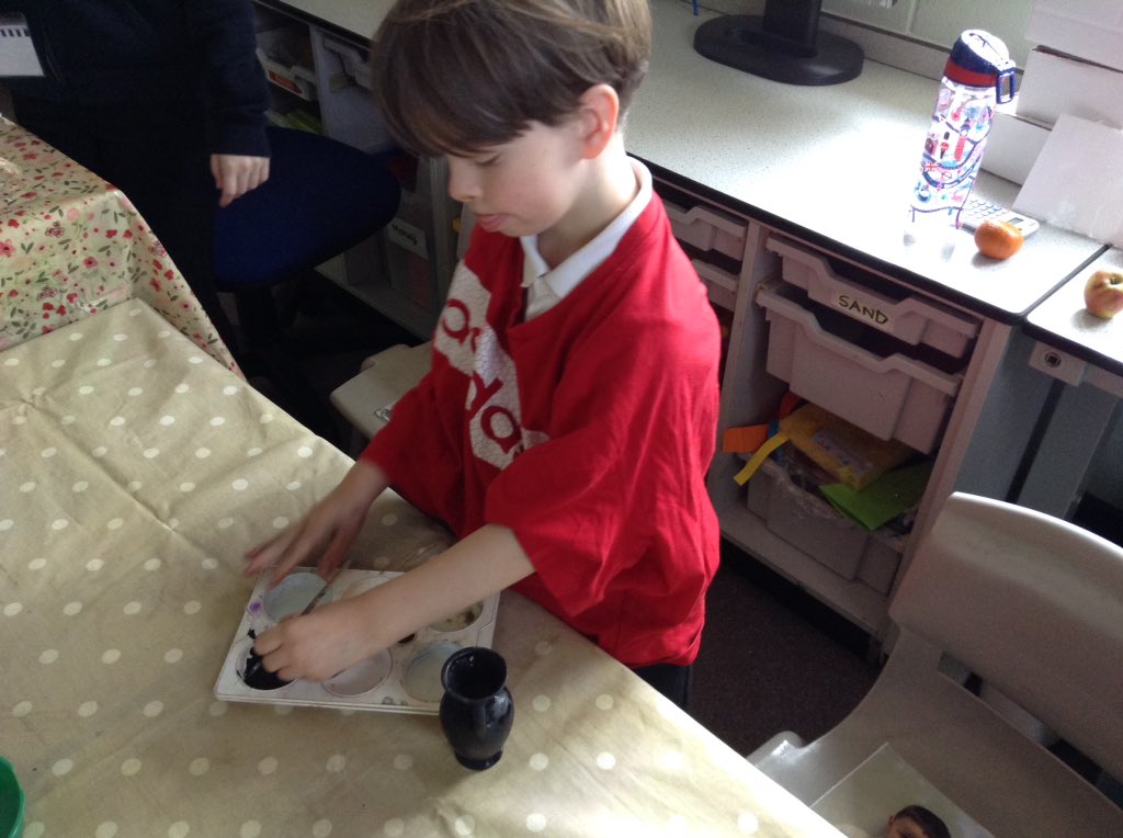 We decided to paint our own decorative Roman vases! 

Messy fun, but fun all the same! #swhhistory