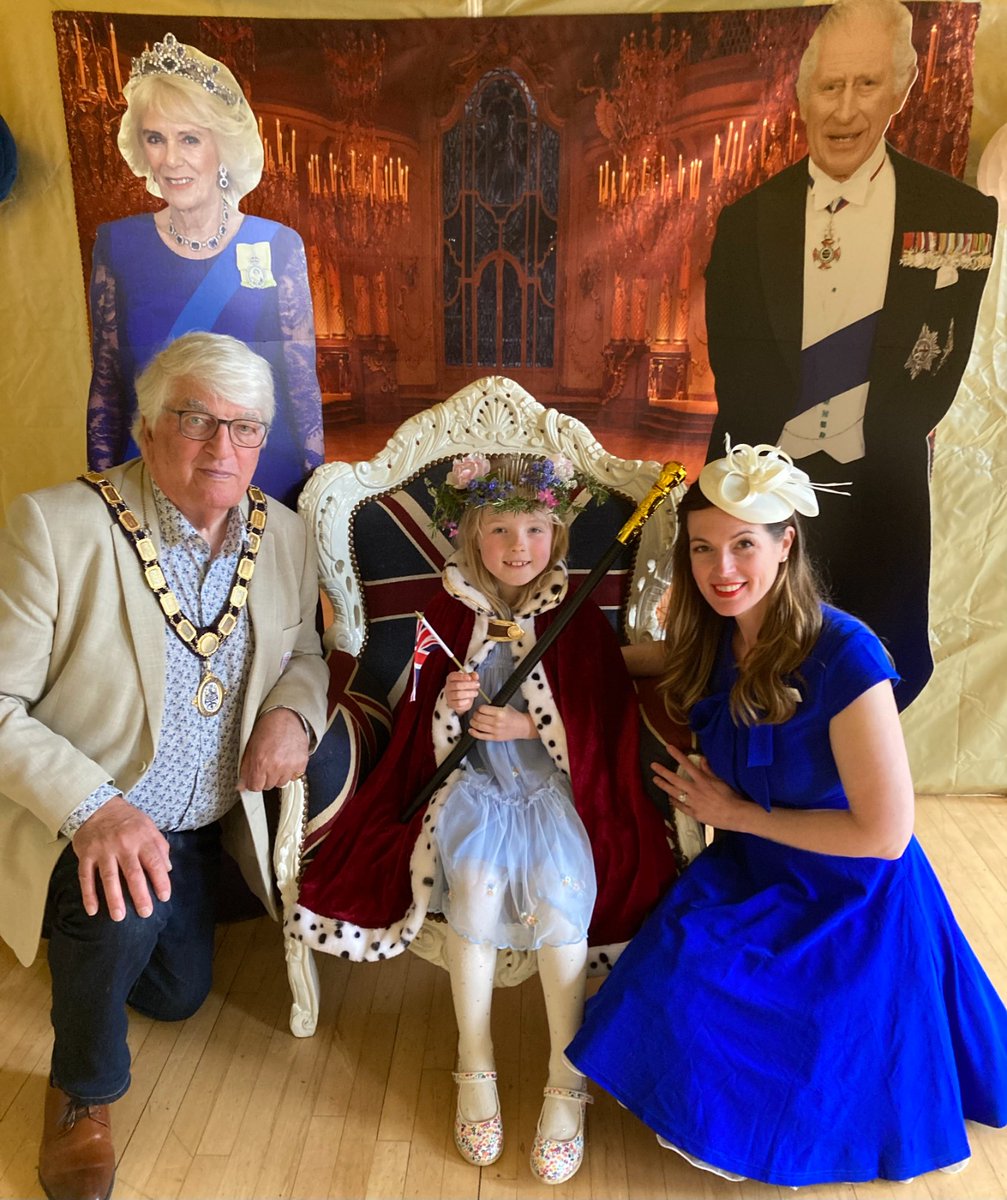 joymorrissey's tweet photo. Huge congratulations to the winner of Marlow Town Council's Crown Competition! I concur with the Mayor who praised the crowns as creative and resourceful - the children’s creativity truly shone through 👑 #Marlow #CrownCompetition #Coronation https://t.co/z2xevpelXV