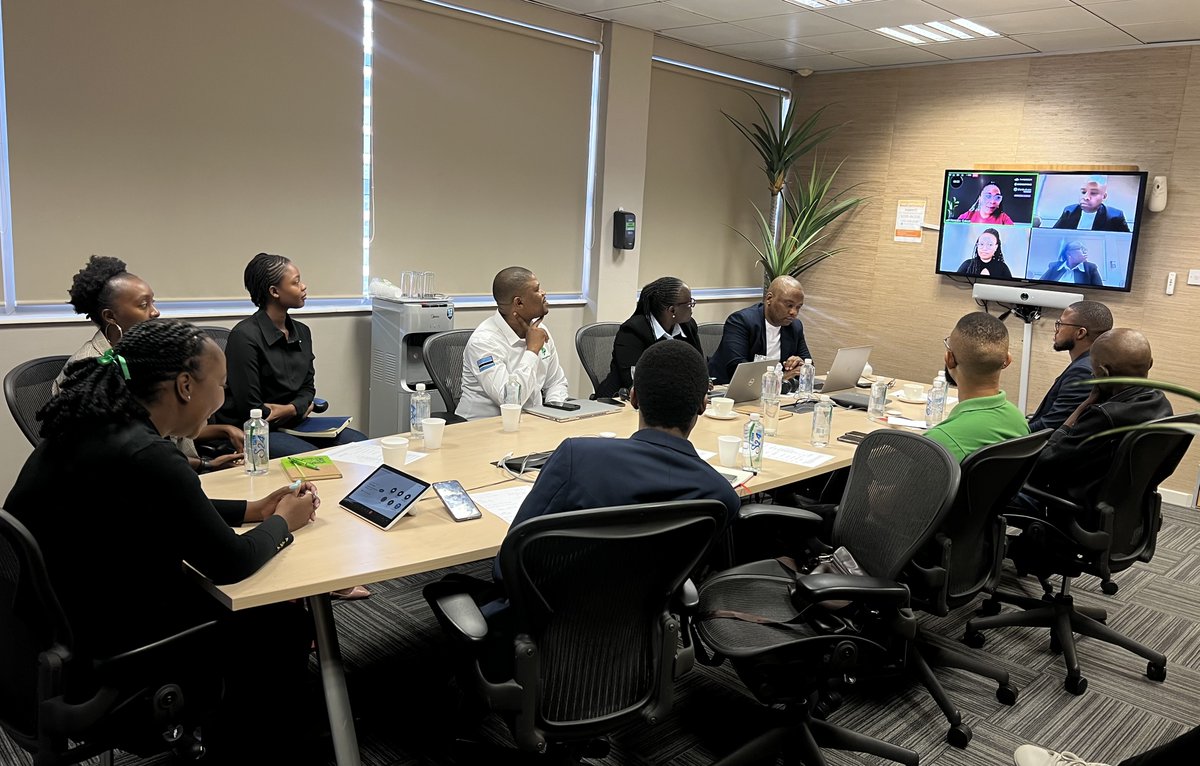 YourBDIH's tweet photo. Amongst the 7 startups that participated in the Innovation Bridge Portal (IBP) initiative’s pitch session, two winners were chosen by the judges for demonstrating strength in their business strategy and partnerships.

#BDIH #LetsInnovate #WorldBank #Thinkroom https://t.co/5brYPwJGtU