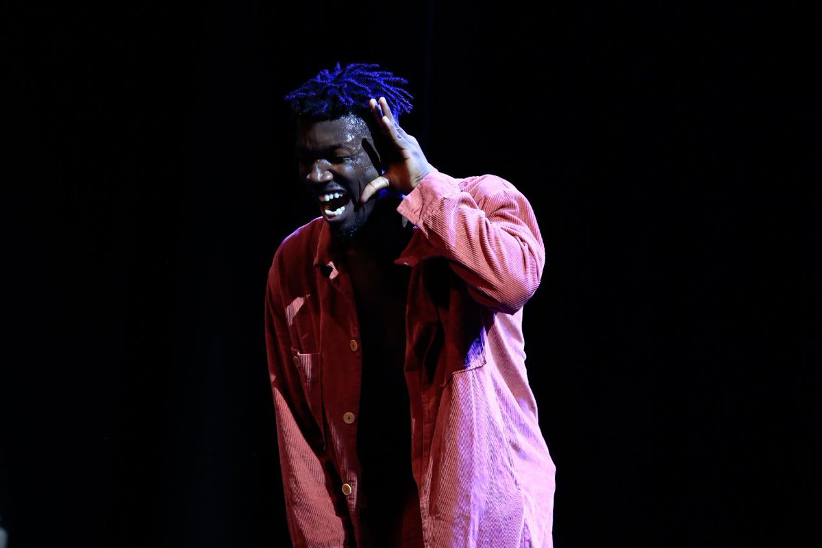 Africamoment's tweet photo. 👉🏿 Africa Moment presenta la ya icónica pieza 'Black' de Oulouy en @CentraldelCirc

📅Mañana 13/05 🕒19h
📍La Central del Circ, Barcelona 
ℹ️ https://t.co/bvE8XdVQKb

🔥Descubre 'Afrikan Party', nueva obra de Oulouy with Supa Rich Kids aquí https://t.co/KSiTw0um4Z

#ArtistasAM https://t.co/A6eancGz2c