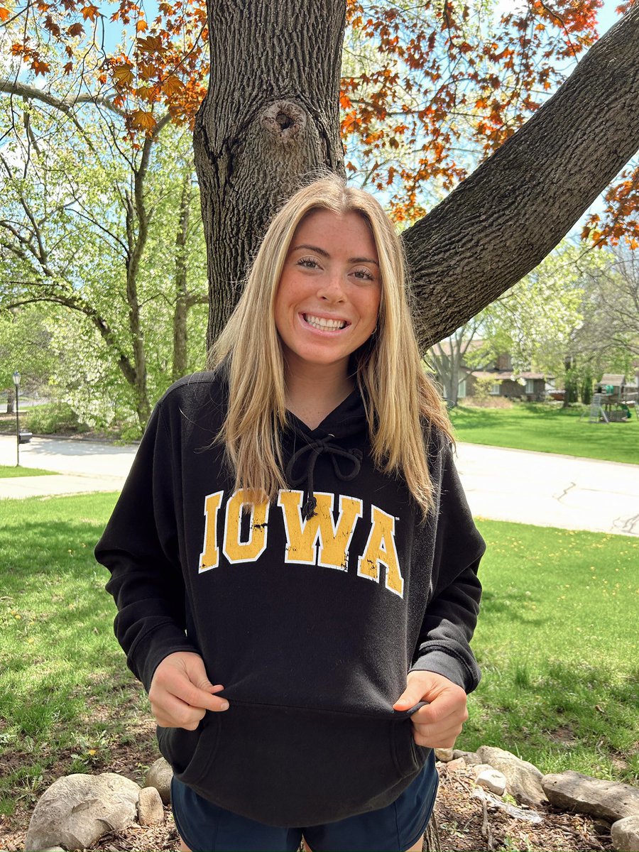 Emily Lavin tweet media