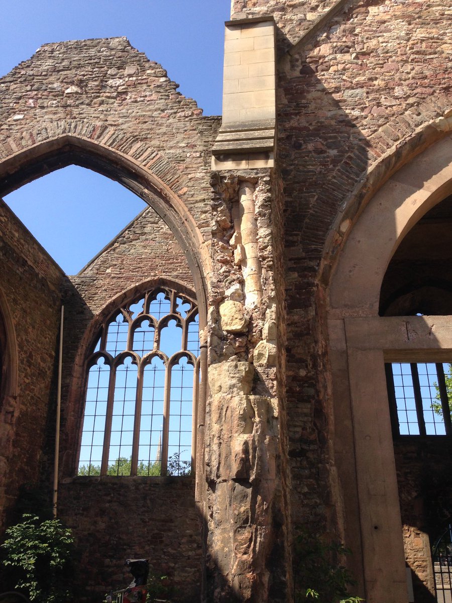 Seems many #BristolChurches were built partly of #Rubble #StPeter