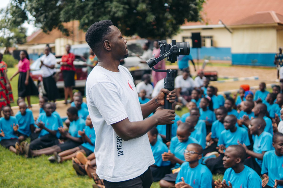 ivanvisuo's tweet photo. Captured amazing moments at #BigSisterCamp by @GirlUpUganda. The big sisters were full of energy, enthusiasm, and positivity. It was an incredible experience to witness their talents, inspiring stories, and strong bonds. #BigSister23 #GirlUpUganda #VideographerLife https://t.co/BGkngTrxDQ