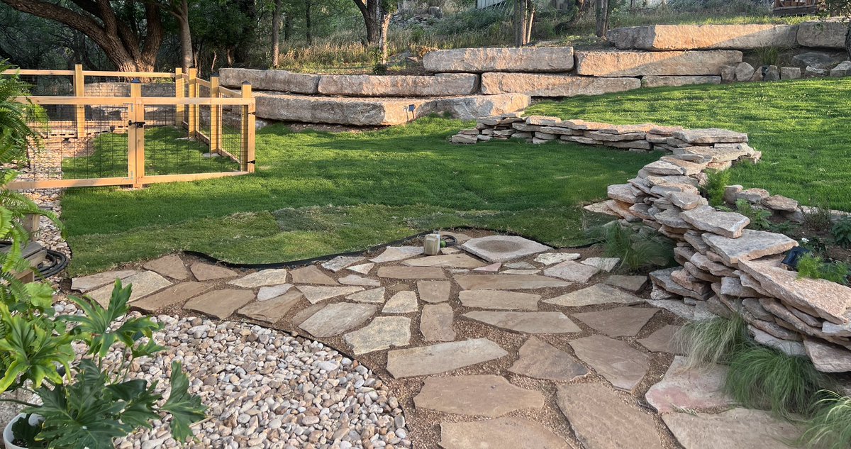 kmasonheimer's tweet photo. If you are in need of sod, Elmdale Farms has the best! We bought sod 2 years ago and it’s still gorgeous. Last month we purchased another pallet for our front yard. I can’t say enough about Jenny and Corey! They understand customer service SO WELL and are amazing! We love it! https://t.co/sHZtXRlMIg