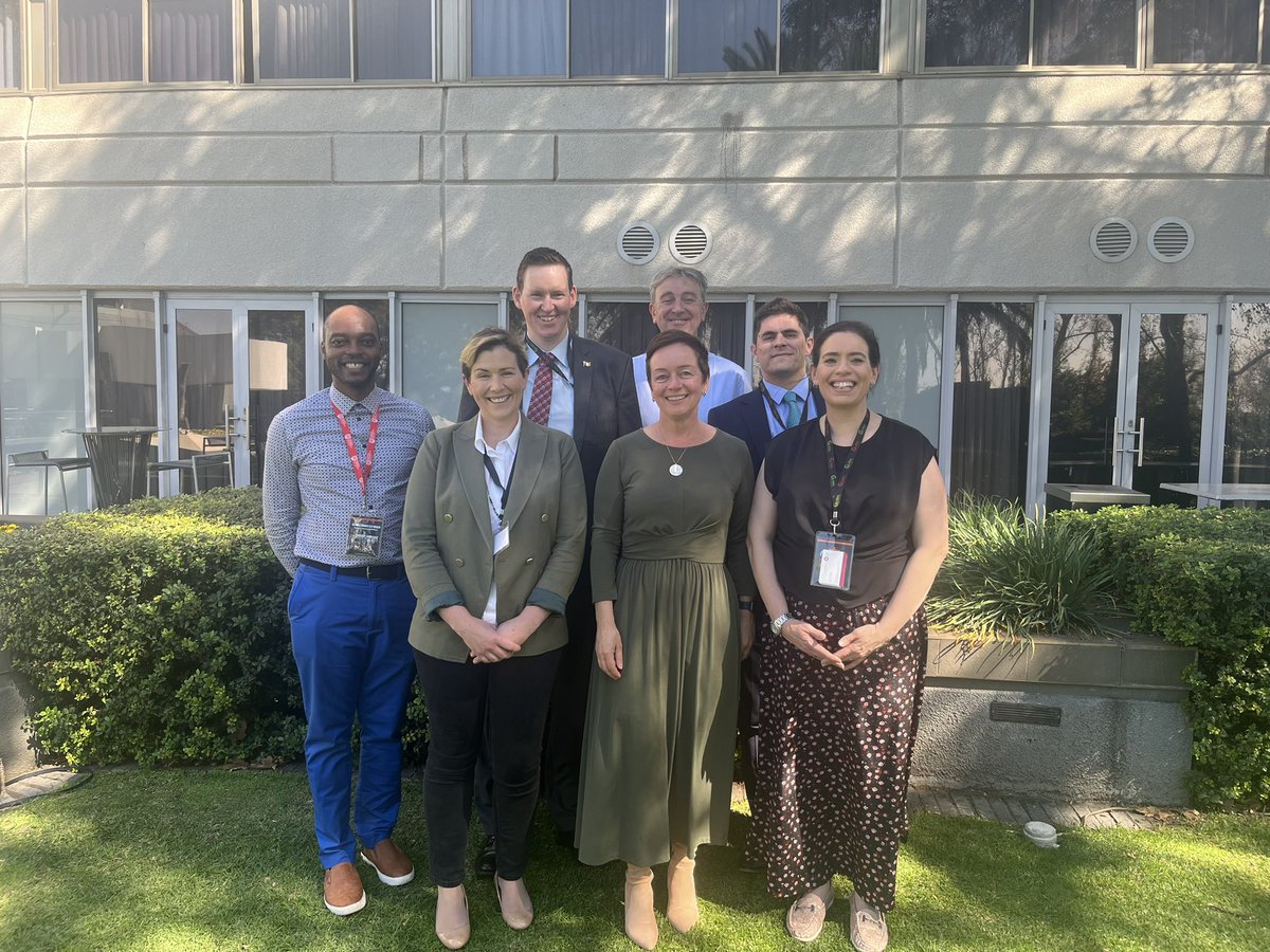 IrlEmbPretoria's tweet photo. We were delighted to welcome Irish universities to South Africa and Zimbabwe as part of the Global Education Expo. Meet them in Johannesburg today and tomorrow (details below) to learn about opportunities to study in Ireland! 

@IrlAmbRSA @EI_NKelly https://t.co/XwZd8KC40R https://t.co/kd6zOlhoha