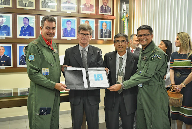 DefenseLrca's tweet photo. Embraer E-99M AEW&C recebe o Certificado Suplementar Final
- Certificado atesta que o projeto de modernização dos sensores dessa aeronave atende aos requisitos de segurança e desempenho previstos em contrato.
#Embraer #embr3 #E99M #AEWeC #certificacao
https://t.co/bBPRv4YwKd https://t.co/intwT17bmD