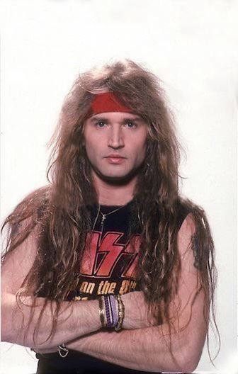 HAPPY BIRTHDAY ERIC SINGER      Thank you for everything, we love you so much 