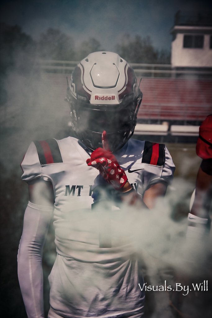 CoachJMStevens's tweet image. 🦉🏈🖤❤️THE NEW ERA OF MT. HEALTHY FOOTBALL!!! Doing things that have NEVER been done!! New look, same chip on our shoulder!
#WANTMORE #faMily #NewSwag #lookgoodfeelgoodplaygood 

WE ARE!!! AHHHH!!!

@JaimierScott @Javieretheridge @Jahmeirspain7 @Jeremiah4Sander @TheKashmallory