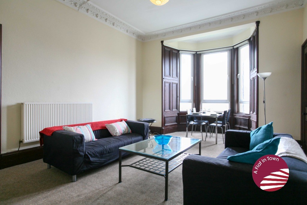 A Flat In Town tweet media