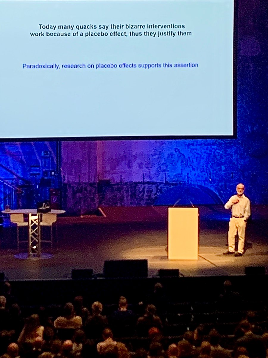 Heard many times that „it doesn’t matter how a treatment works, as long as it does.“ - not just from ‚quacks‘

‼️Fabrizio Benedetti making a strong argument against that attitude in his @SIPSplacebo Lifetime Award lecture. 

#SIPSPlacebo2023 📖doi.org/10.1002/cpt.15…