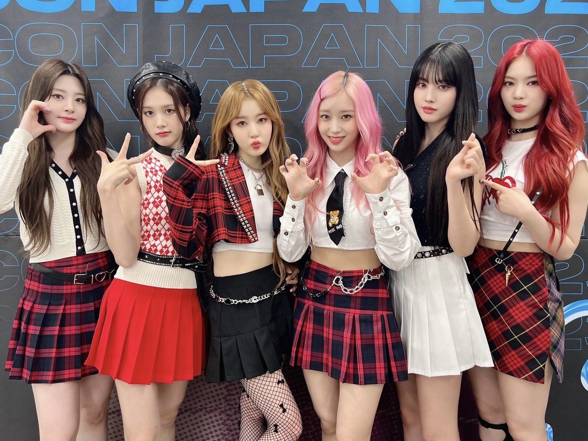 STAYC(스테이씨) tweet media