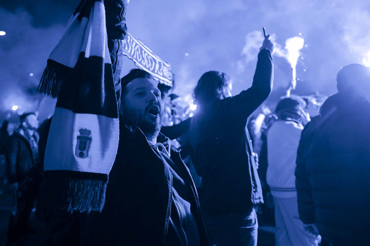 RealOviedo's tweet photo. 🔥 No nos hables de cielo, si ya hemos bajado al infierno y lo hemos pintado de azul 💙

#RealOviedo 🔵⚪ https://t.co/Co8kD4j25v