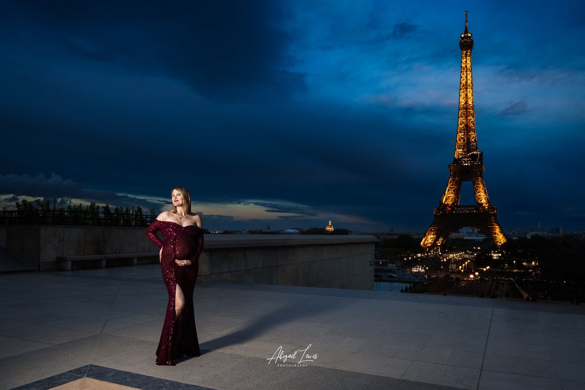 The stress of Paris was worth it! Can't wait to get the full gallery edited 🇫🇷 #maternityphotography #maternityphotographer abigaillewisphotography.co.uk