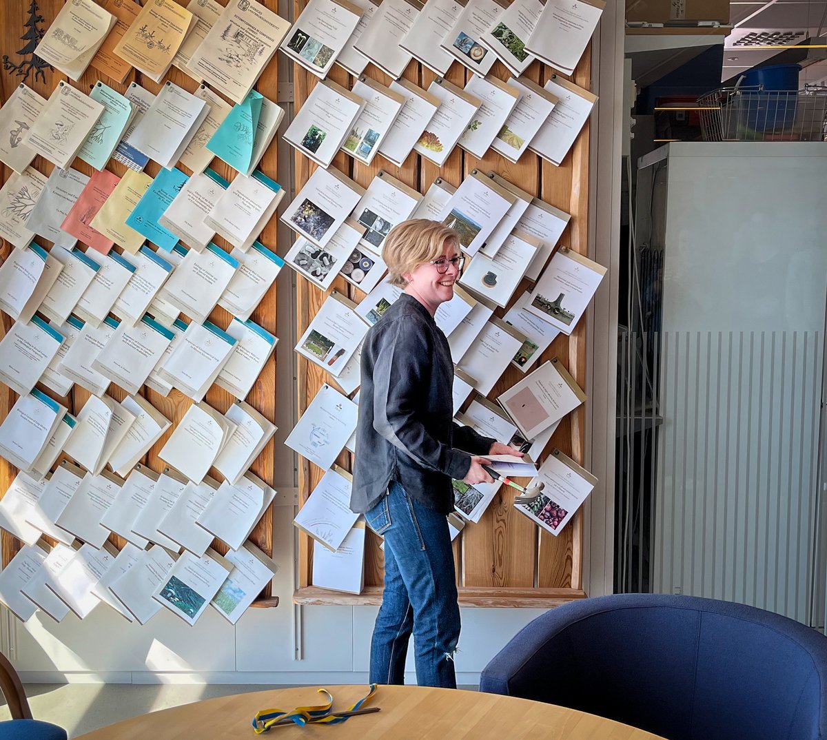 Laura Brodde has nailed her thesis on how Diplodia tip blight affect Scots pine. She will defend her thesis on 2 June 2023 in Uppsala. Congratulations <a href="/BroddeLaura/">Laura Brodde</a>!