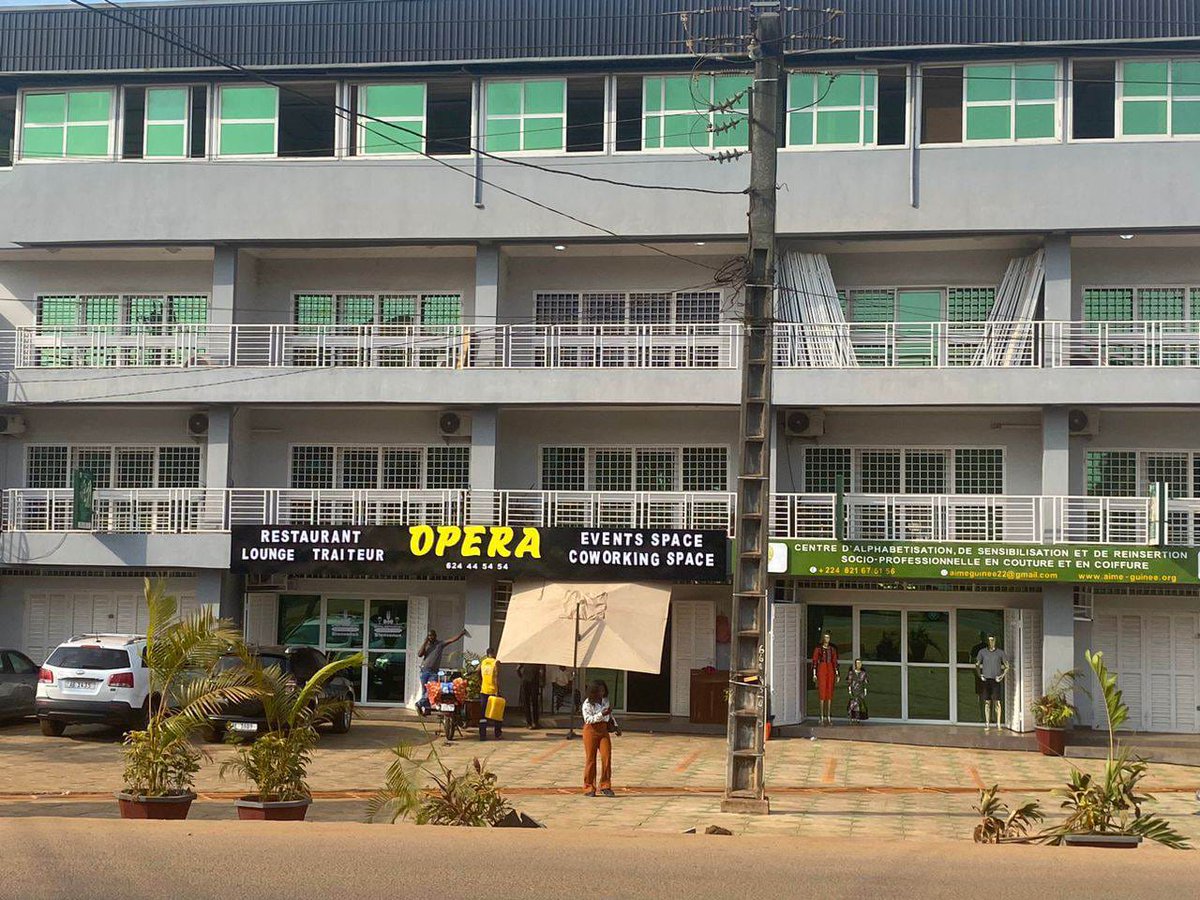 <a href="/Karada_Ml/">Karada</a> prendra part aux formations sur l'entrepreneuriat et le leadership organisé par #Opéra_Academy et ses partenaires
à Sonfonia centre, 500 mètres de l'université de Lansana Conté à Conakry.

#guinnéeconakry  
#Gnplus 
#entrepreneuriat
#leadership
#karadamali