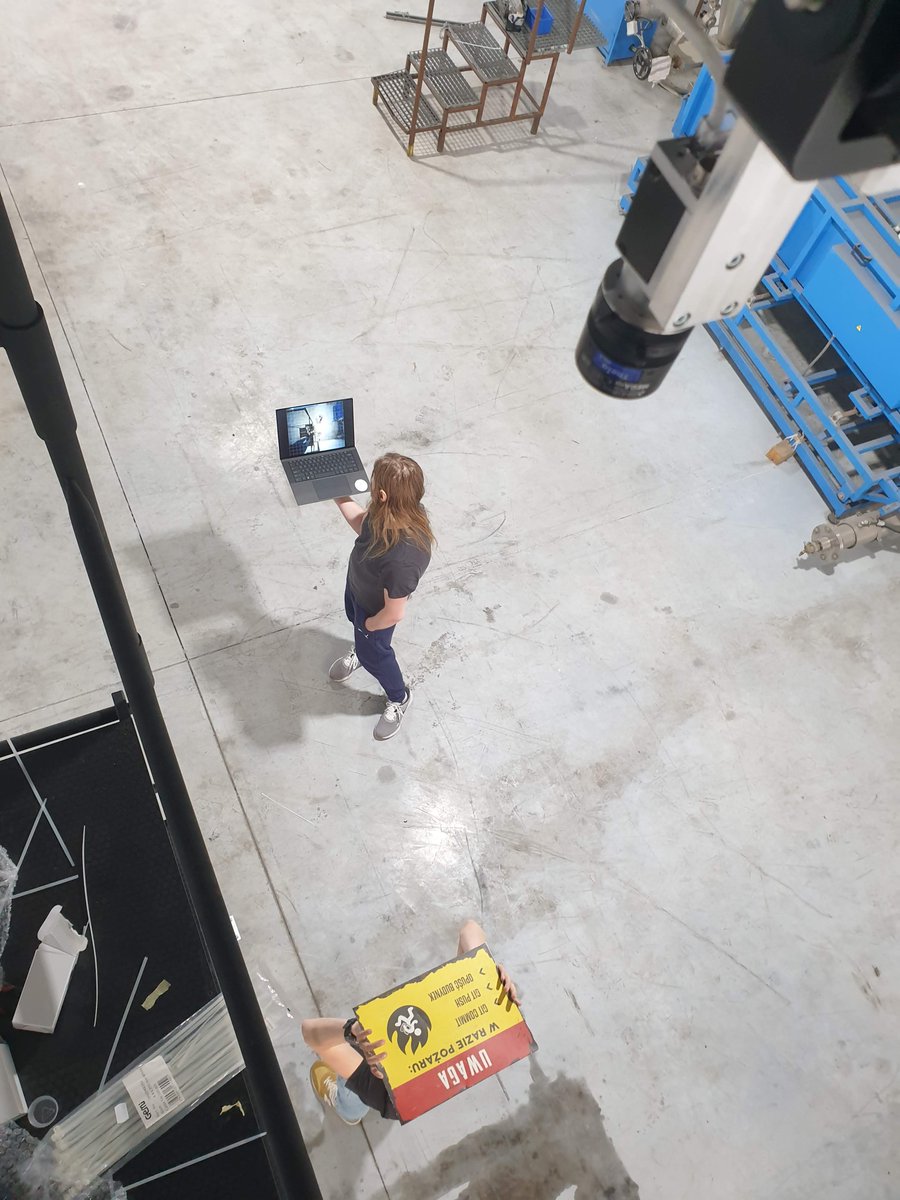 Nsflow_AR's tweet photo. Working on Nsflow doesn’t always entail sitting next to the computer. Sometimes, it's checking camera focus in an empty warehouse soon to become a #forkliftoperator #ARtraining environment. Stay tuned for updates on the training grounds 🦾
#augmentedreality https://t.co/xMCaXB2xp1