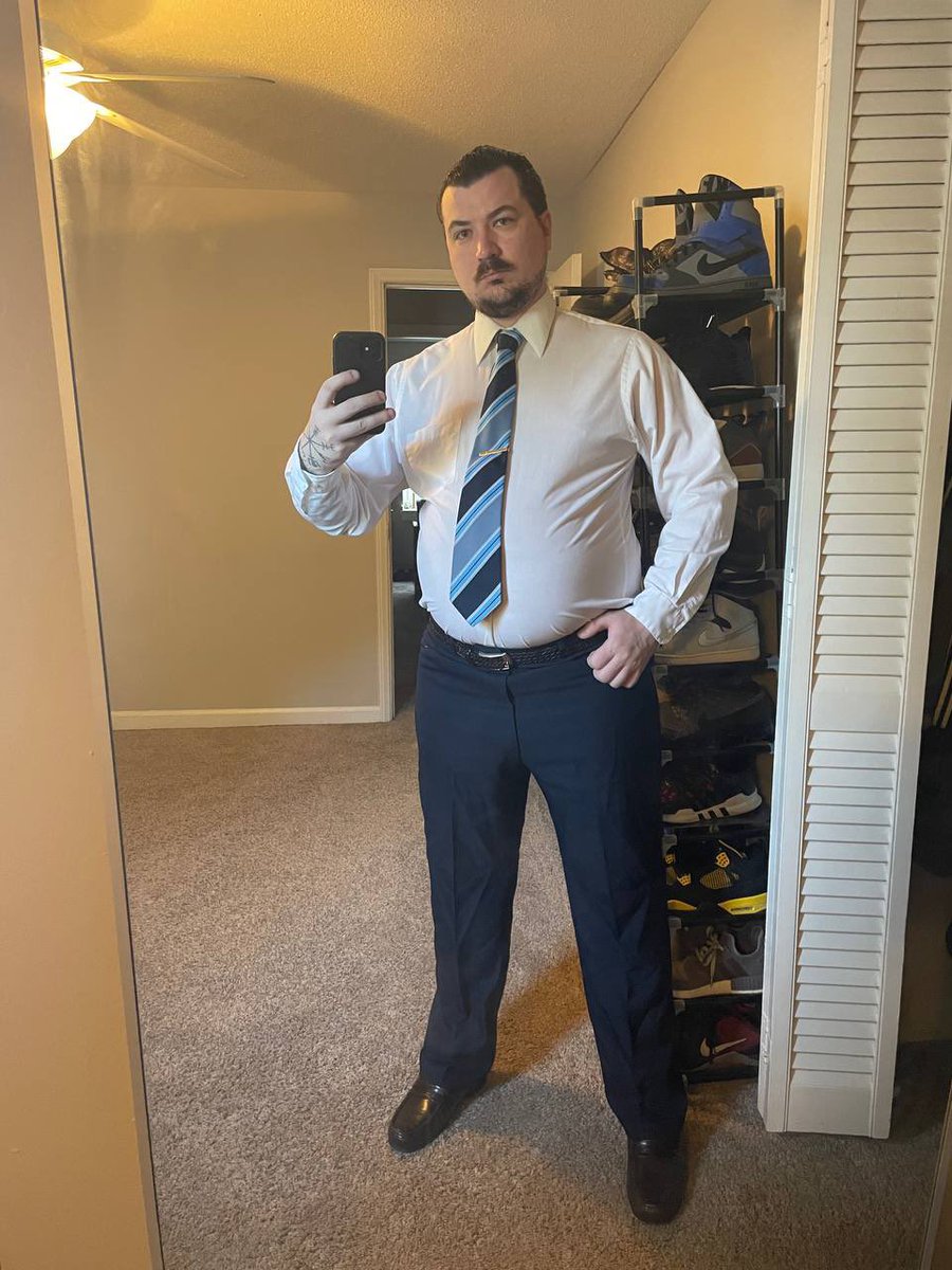 thetoddster83's tweet photo. Casual Friday? I understand the individual words but when you put them together, itโs just white noise. #dadbod #dadlife #dadtransformation #fatdad #dumbdad #sitcomdad #90sdad #gainer #weightgain https://t.co/m6Iy5BPc9C