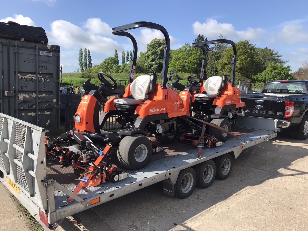 Not 1, but 2 new jacobsen eclipse 360 lithium powered greensmowers on there way to their new home. Thanks to George at Worthing golf club for investing in the most advanced greensmower on the market. #ernest doe &amp; sons #jacobsen turf