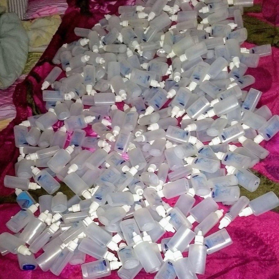 Aproveitar essa foto aqui pra abrir uma thread do “pq você deveria começar a tratar o vício em descongestionante nasal HOJE” 🧶