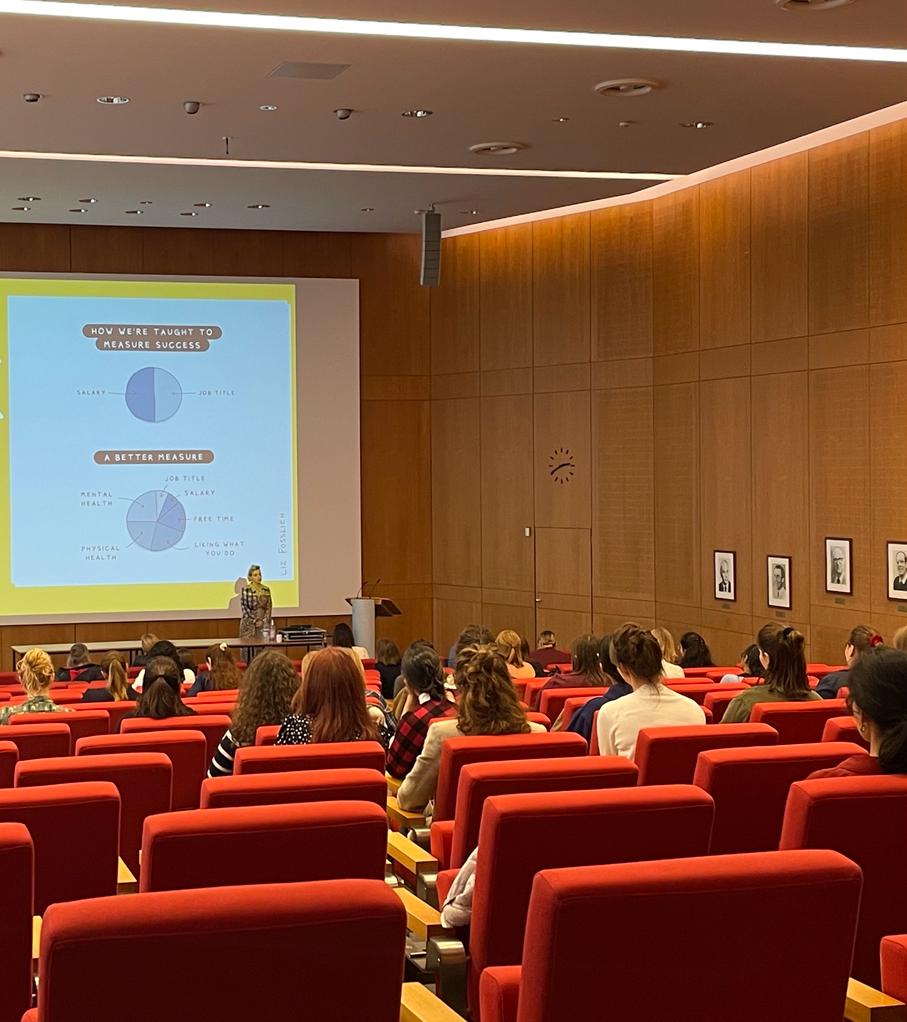 Thank you <a href="/inga_bergen/">Inga Bergen</a> &amp; <a href="/NChochoiek/">Nadine Chochoiek</a> for awakening the entrepreneurial spirit of the scientists in the room🚀 Don't fear failure, it's part of the journey. Celebrate your successes and keep pushing forward. Great advice from our fantastic speakers!