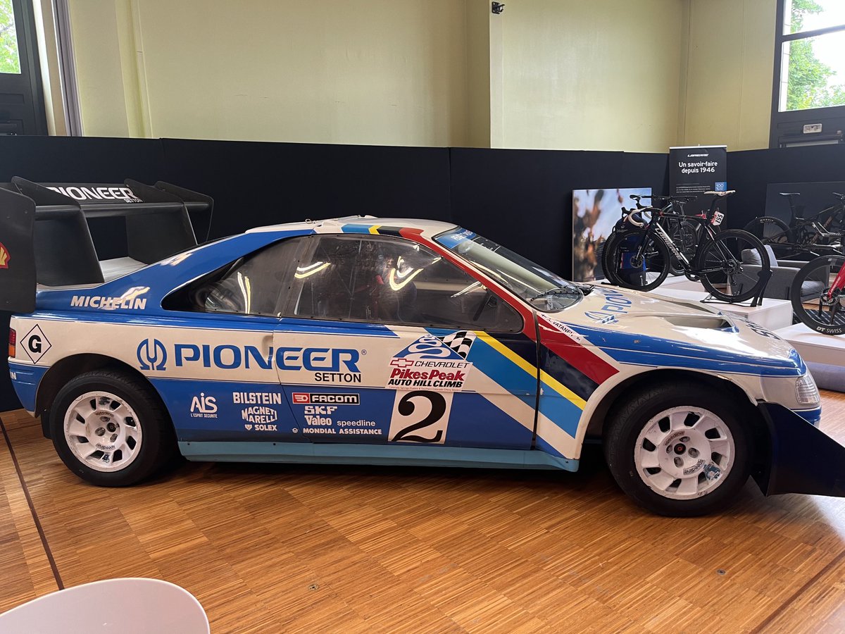 DechaudMartine's tweet photo. #Prestigeauto c’est maintenant à #Beaune avec un parrain qu’on ne présente plus #AriVatanen
Pour le plaisir des yeux 🥰Profitez en ça dure 3 jours @CharlotteFougR https://t.co/Bkb91nBDgr