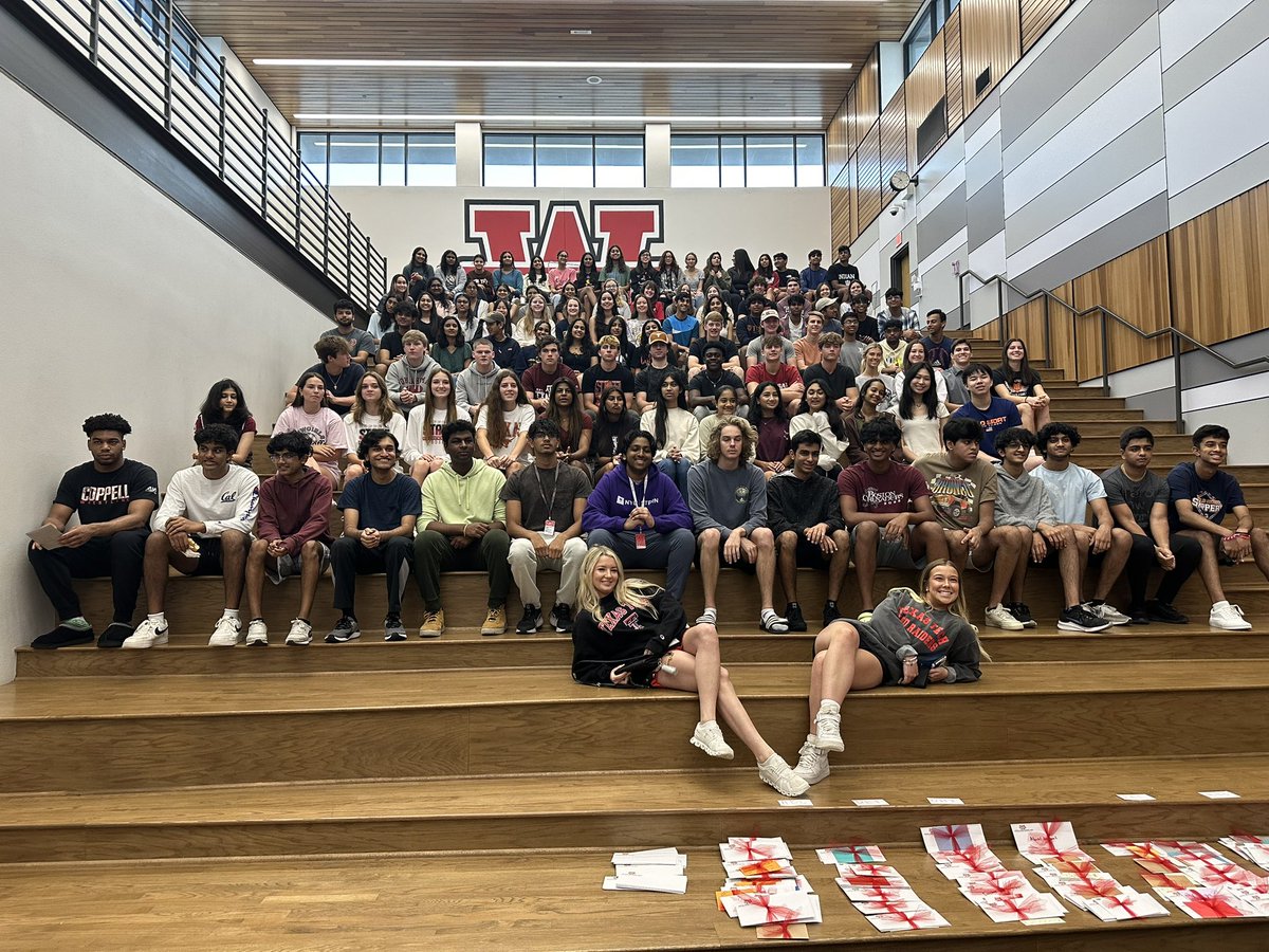 drbalarin's tweet photo. The first of many Senior #Westfam Wake Up was a huge success! We love our CHS Seniors and started our day with donuts and some great conversations ❤️🥰 @Coppellisd https://t.co/g6zG8zSEiB