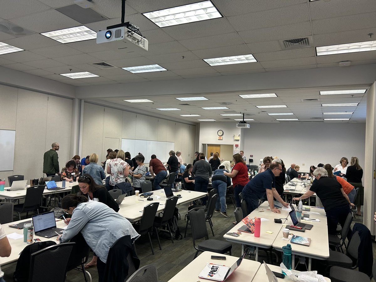 IU13EdTech's tweet photo. Our Spring RITC - Regional Instructional Technology Collaboration - at @IU13 has started. The learning and sharing is already underway with educators from @IU13 @LincolnIU12 @CapitalAreaIU and @CCIU_24!!!! https://t.co/4hWOKw9dF1