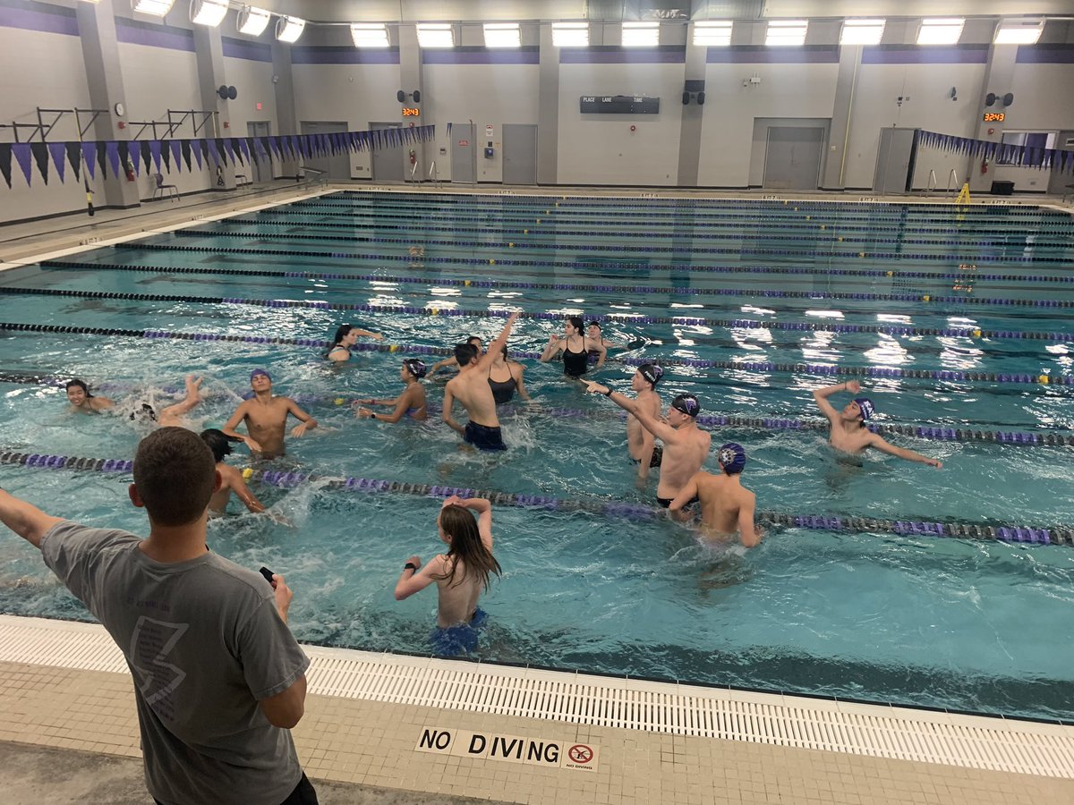 Modified Water Polo for <a href="/FulshearXC/">FulshearXC</a> final day working out with Fulshear Swim! <a href="/CoachMTomas/">Mr. Tomas</a> #WeAreFu1shear
