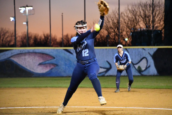 Yrktwnsftball's tweet photo. Big Congrats to @kellychmiel2024 Liberty District 1st Team Pitcher! https://t.co/BBdJ87MMUG