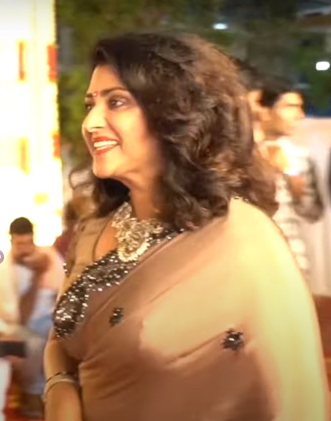 Image Vani Viswanath Biography