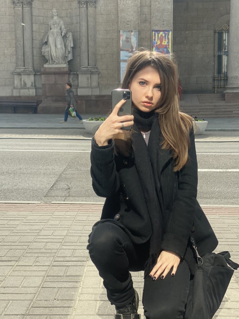 adrienxrx's tweet photo. @fedya_goblin Немного адвокат, немного рокер-гонщик 🤣 https://t.co/QptNgIJN2v