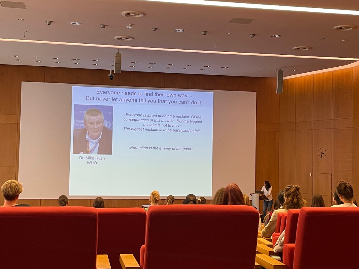 "You are never too old to make new friends, to make your network", "never let anyone tell you what you can not do" Thank you <a href="/BrinkmannLab/">Melanie Brinkmann 🇺🇦</a> for sharing your career experiences and being a fantastic female role model for many out there 🤩