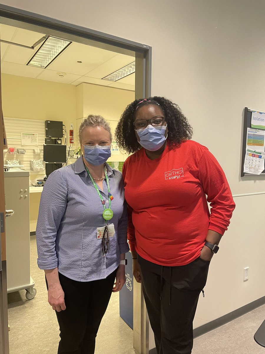 Big thank you to Nurse Safiya RPN and the whole specialized orthopaedic nursing team for making me feel so welcome on the unit this morning! 💚💚💚
#NursingWeek #CNA2023 #NationalNursingWeek #CaringSafely