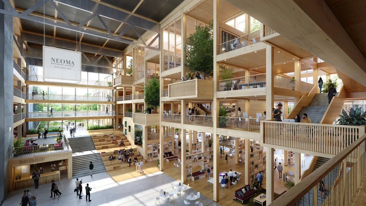 Nouvelle étape franchie pour la construction du futur campus rémois de <a href="/NEOMAbs/">NEOMA Business School</a> : la signature cet après-midi de l’achat du terrain à #Reims ! Nous avons le permis de construire, tout avance comme planifié 😀