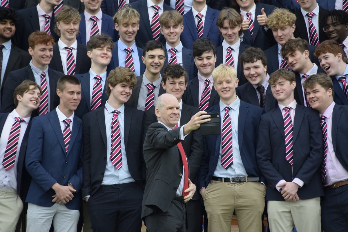 oldabingdonians's tweet photo. Today we celebrated Leavers’ Day and the induction of the Upper Sixth into the Old Abingdonian Club. https://t.co/7oxGFMBFB4