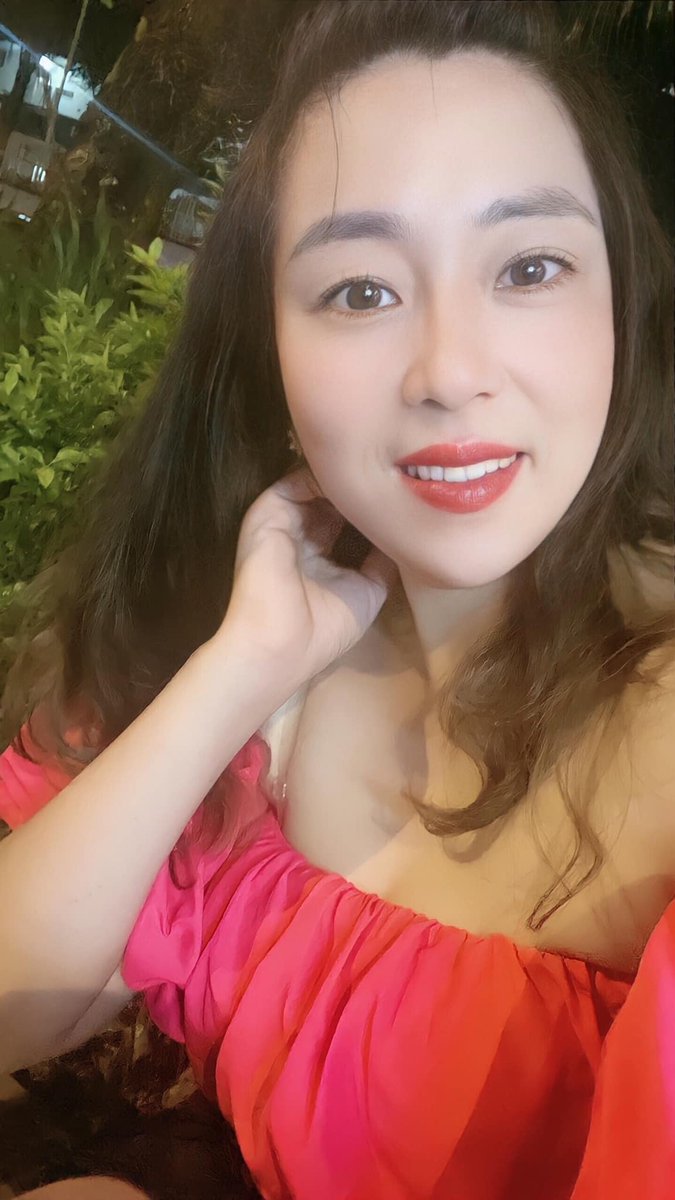 MNui2792's tweet photo. Cũng không cần đòi hỏi đối phương phải thế này thế kia , chỉ cần họ làm mình thỏa mãn là được . Không thích đem ra làm trò vui đùa . mình cần mối quan hệ nghiêm túc.
#may_bay_ba_gia https://t.co/mM7woXQ0Pu