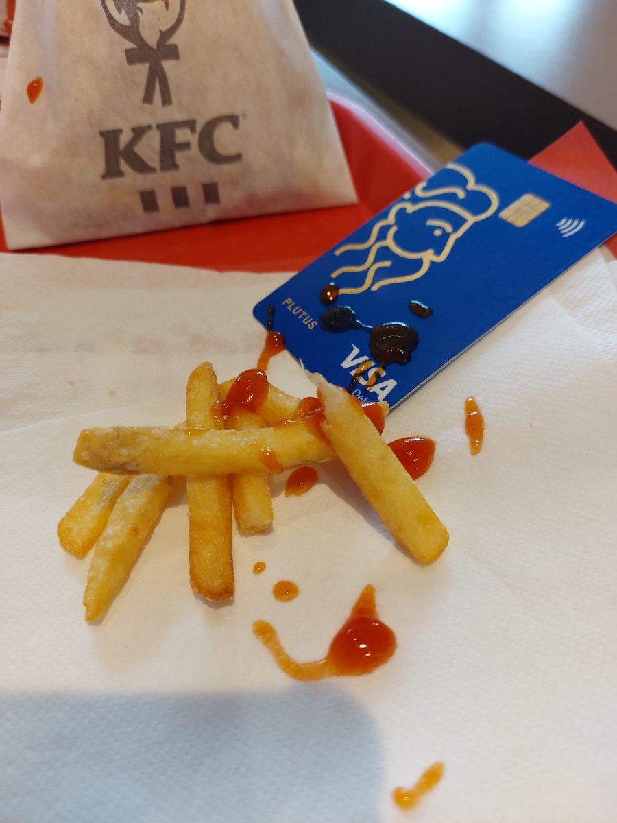 EnricoGallerani's tweet image. Massacre at KFC: new perks main suspects 

 #HungryForPlutusPerks