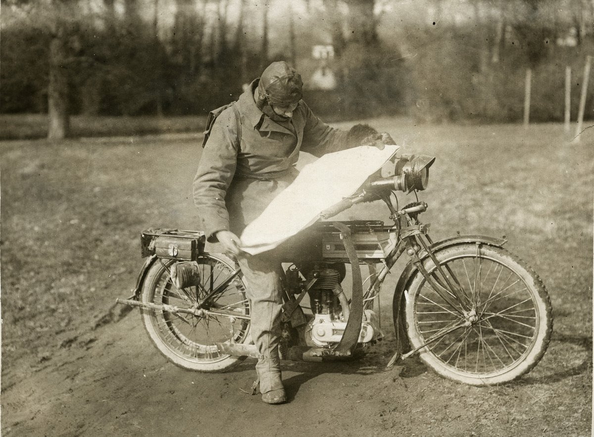 What is the best use of your time when preparing a presentation?
Is it writing a script with the perfect turns of phrase?
Or would all that cutting, pasting + editing be better spent using core storytelling principles.
This week's Storytelling Bite
thewholestory.org.uk/storytellingbi…