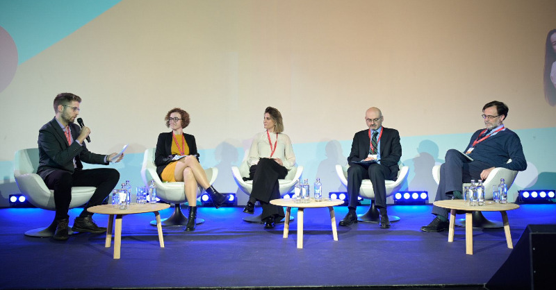 EUErasmusPlus's tweet photo. Great insights at the #LearningLabEU event!
To maximise benefits from education policy evaluation, we need EU expertise, Member States' involvement, stakeholders' ownership, and research community contributions.
Join this community!