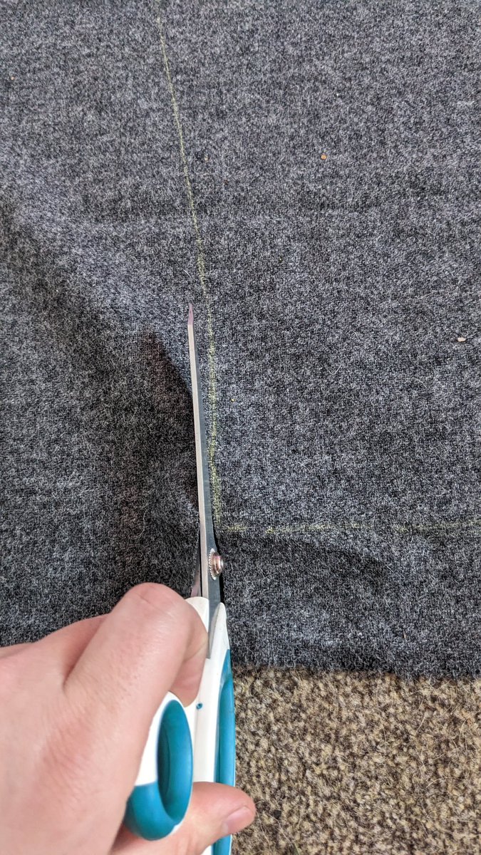 OfBogo's tweet photo. So last night we were taken with a sudden urge to make a pair of trousers. As you do.

Any of you working on craft projects?

#sewing #cosplay #reenactment https://t.co/UjZvSbTVMq
