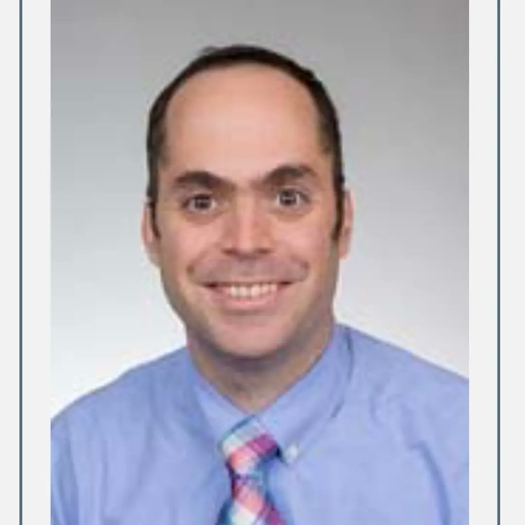 CDCHUCV's tweet image. #OrgulloUcevista
Tres médicos venezolanos integran la lista Top Medical 2023 de la Castle Connolly Medical.

Los Dres Daniel Salerno, Sadia Benzaquen y Eliot Friedman, egresados #UCV incluidos en la Top Doctor 2023, dada su exitosa trayectoria profesional 
instagram.com/p/CsHsD2WOCGX/…