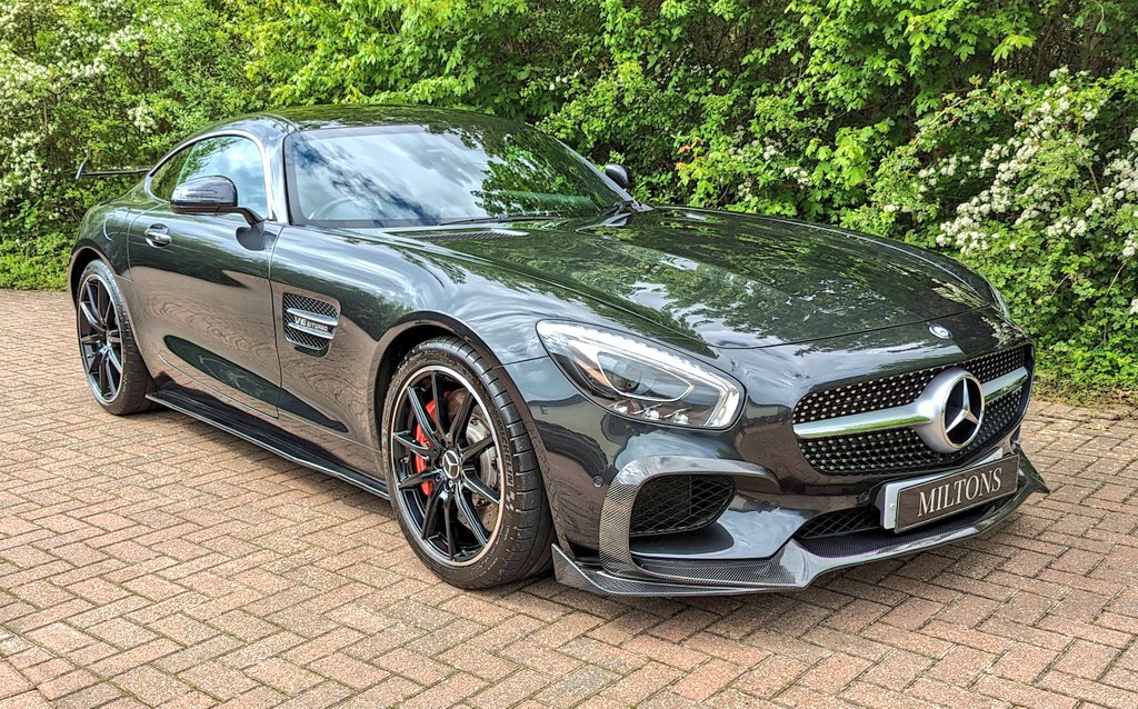 MiltonsMK's tweet photo. Mercedes AMG GTs Enhancement detail and Ceramic Coating, restoring a high gloss finish and protection 💎

#Mercedes #mercedesamg #cardetailing #miltonkeynes #ceramiccoating #mk #mercedesbenz #miltonsdetailing https://t.co/BDJzHTlR31
