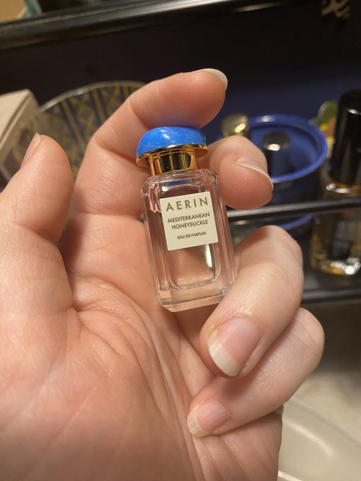 Todays scent https://t.co/YMZjcVM49Y