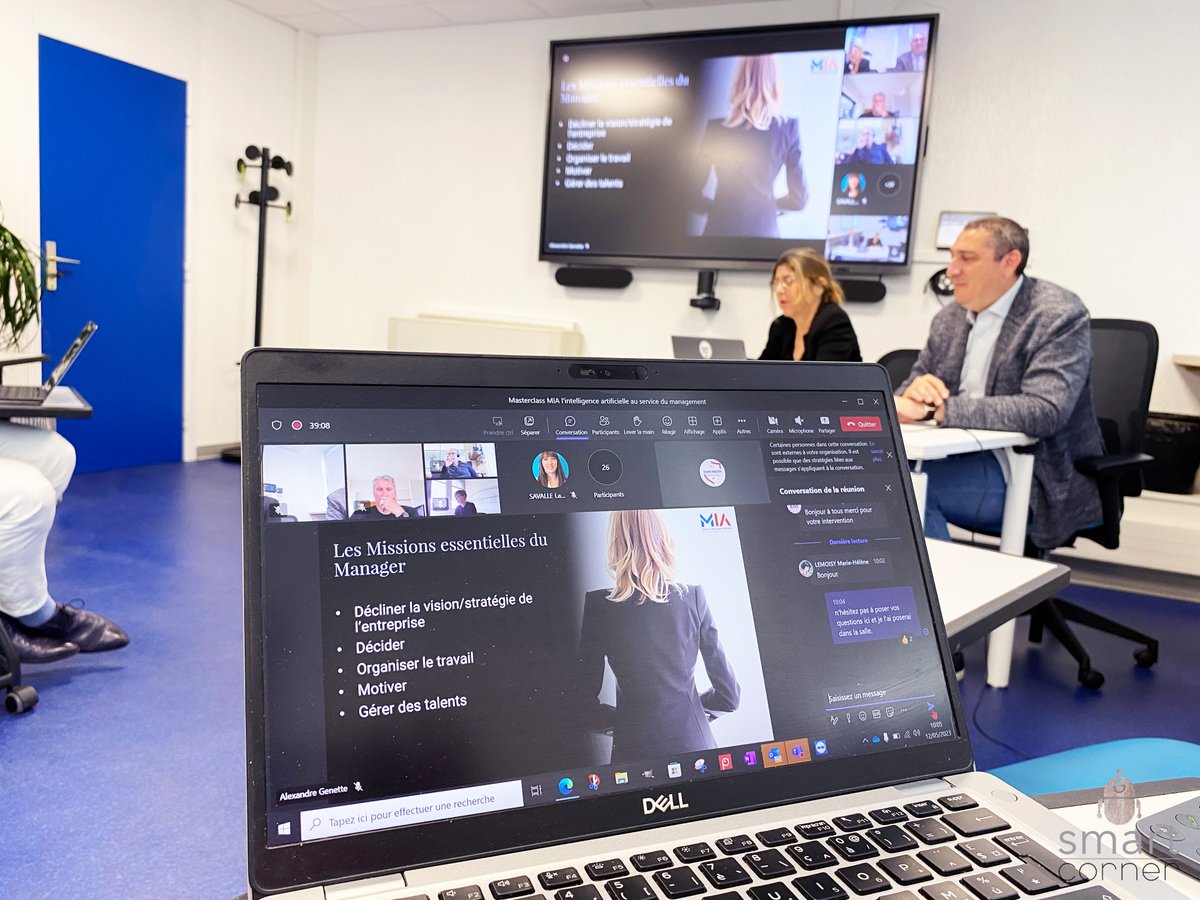 Maison_IA's tweet photo. 🤖 Ce matin #masterclass par la MIA sur le thème « l'IA au service du management », avec #SmartCorner @AlpesMaritimes pour accompagner les agents du Département dans leur apprentissage du numérique.
Avec #BenjaminMATHIEU, #ElodieChecconi, #MichelMERRA, #LauraCARRE @NetGoldFish https://t.co/gdfGVQOjVn