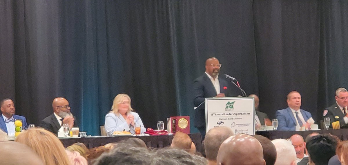 "There are great people and great things happening in North County" <a href="/reneknottsports/">Rene Knott</a> at <a href="/NorthCounty_Inc/">NorthCountyInc.</a> annual leadership Breakfast. 
We are happy to be part of the great team working so hard to add great value in North County and St. Louis region.