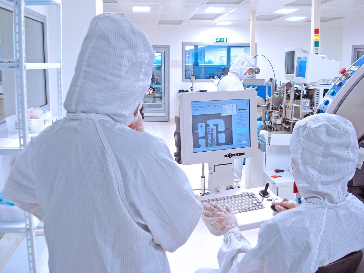 optoi_sensors's tweet image. Siamo specializzati nello sviluppo e nella produzione di microsistemi e componenti in #silicio, #sensori ottici smart, sistemi di visione e misurazione innovativi. Noi siamo il Gruppo #Optoi 🇮🇹 optoi.com/it/home #12maggio #futuro #innovazioneconcreta